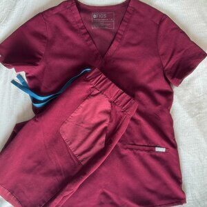 Figs scrubs set - Burgundy x Disney